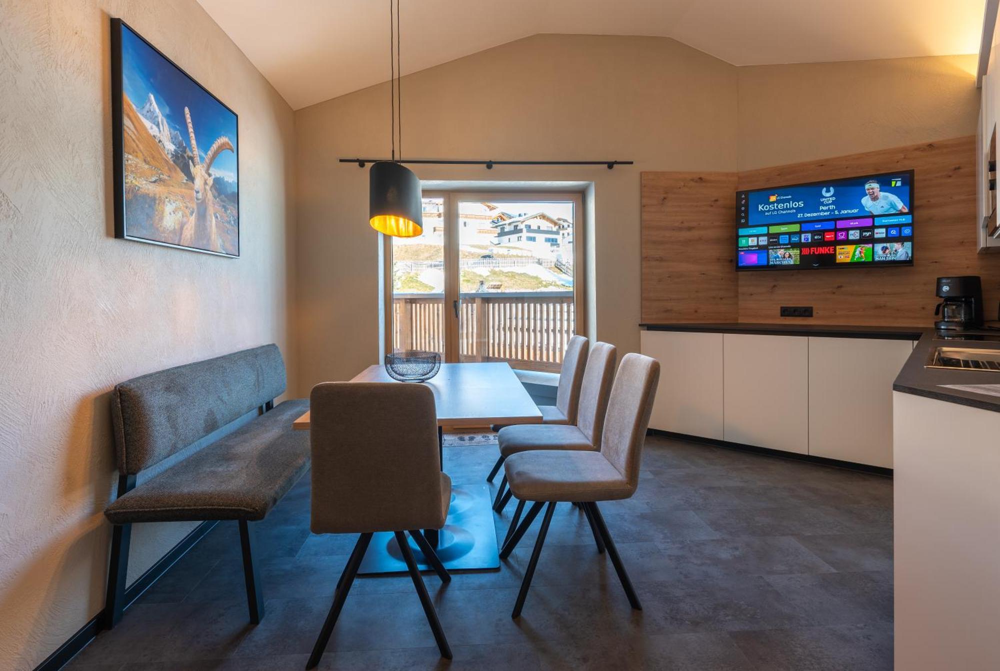 Aparthotel Fernblick Fiss Bagian luar foto